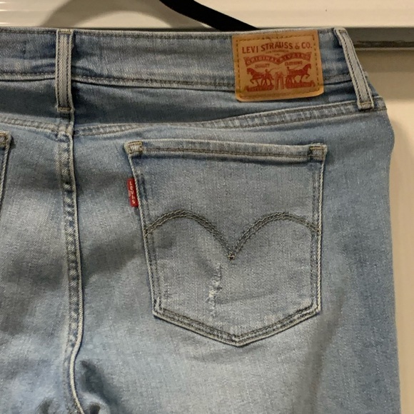 Levi's Denim - LEVIS JEANS!!!!💕